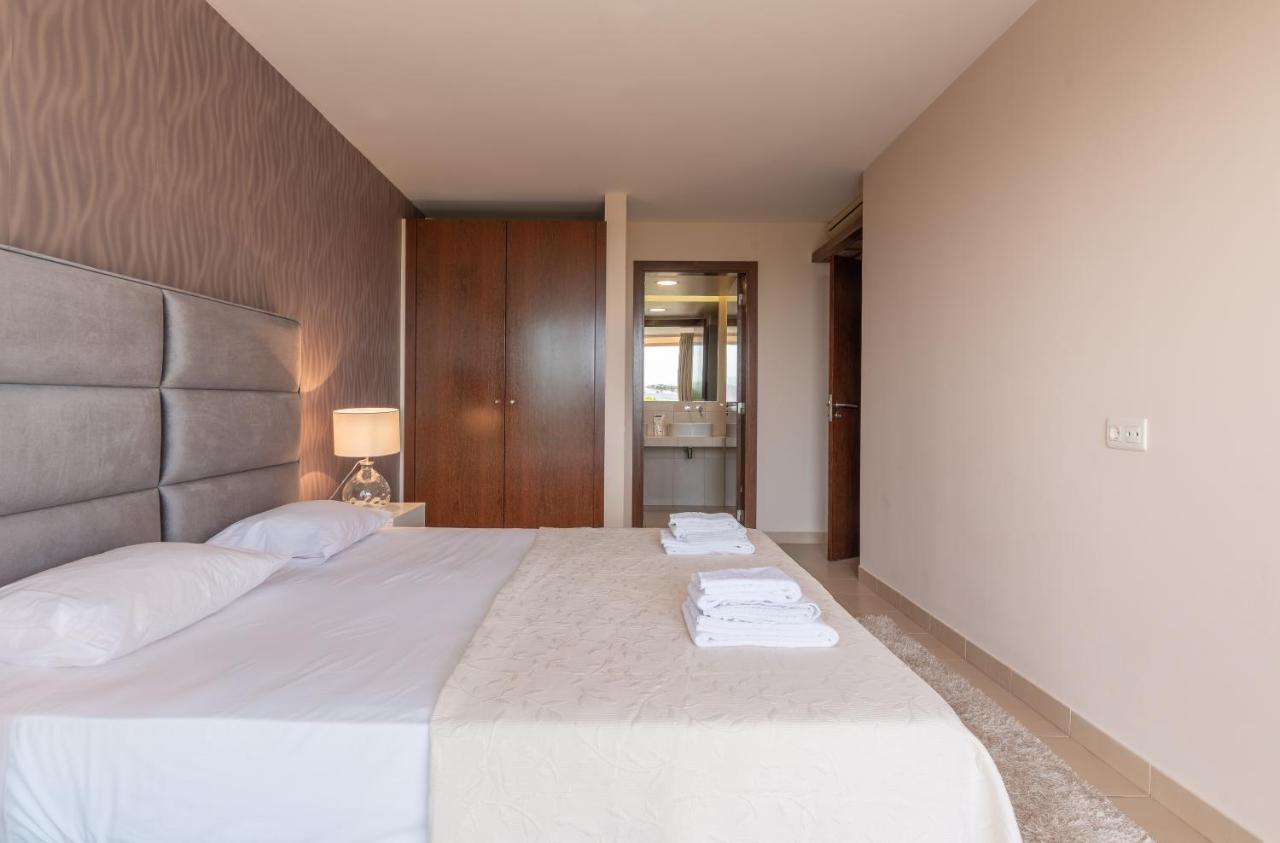 Herdade Dos Salgados Vila Das Lagoas アルブフェイラ エクステリア 写真